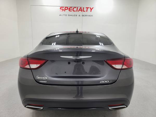 2015 Chrysler 200 S! AWD! Nav! Backup Cam! Heated Seats! Remote... for sale in Suamico, WI – photo 5