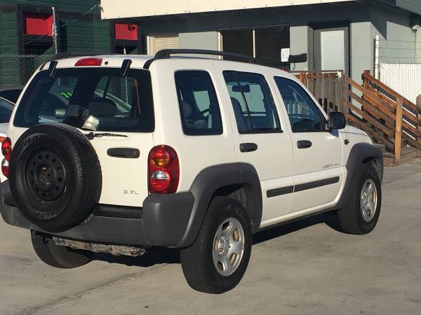 2003 Jeep Liberty 4x4 - cars & trucks - by dealer - vehicle... for sale in Boise, ID – photo 8