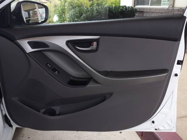 2016 Hyundai Elantra SE 6AT - - by dealer - vehicle for sale in Grass Valley, NV – photo 14