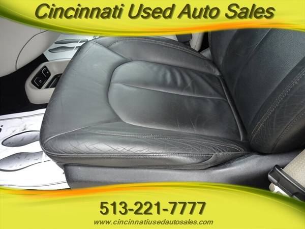 2017 Chrysler Pacifica Touring-L 3 6L V6 FWD - - by for sale in Cincinnati, OH – photo 17