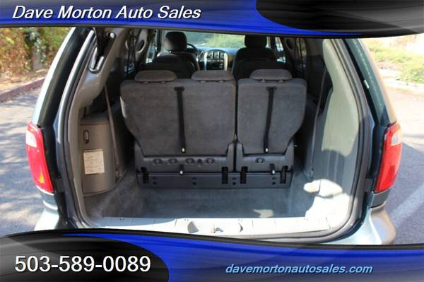 2006 Chrysler Town & Country Touring - - by dealer for sale in Salem, OR – photo 15