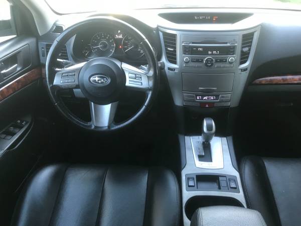2011 SUBARU OUTBACK 3.6 LIMITED AWD HANDSFREE REARCAM ROOF VERY CLEAN! for sale in Minneapolis, MN – photo 12