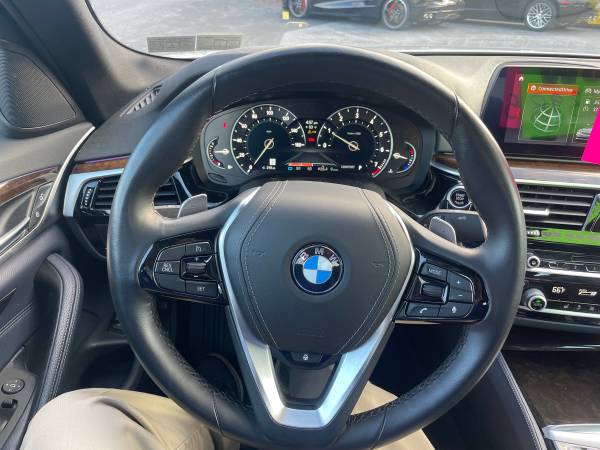 2019 BMW 540i xDrive - - by dealer - vehicle for sale in Mount Joy, PA – photo 16