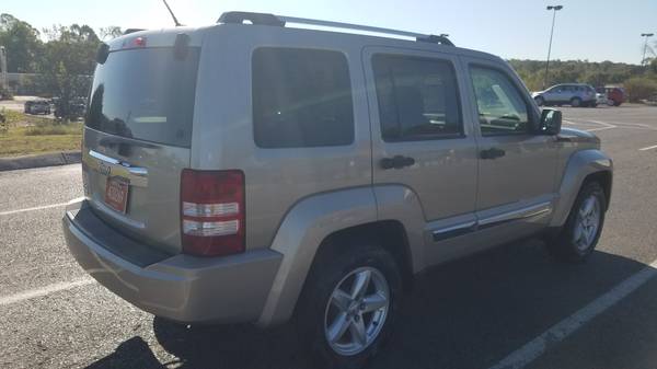 2010 Jeep Liberty Limited 4x4 leather sunroof for sale in Clarksville, TN – photo 3