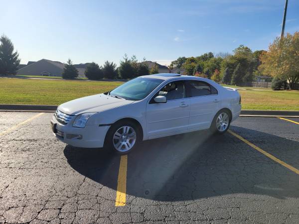 2008 Ford Fusion SEL AWD V6 - cars & trucks - by owner - vehicle... for sale in Fox_Lake, IL – photo 17