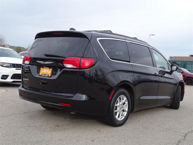 2020 Chrysler Voyager LXI for sale in Schaumburg, IL – photo 10