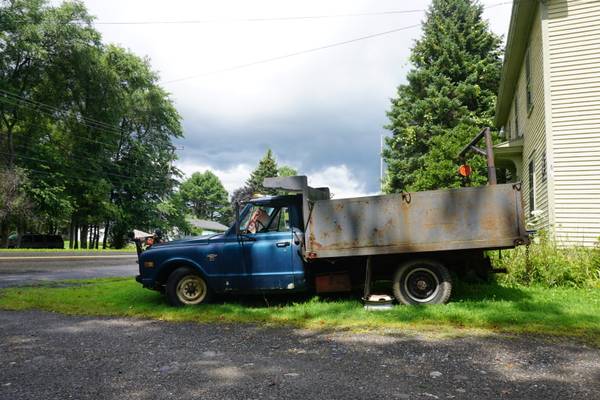Chevy dump truck for sale in Corinth, ME – photo 2