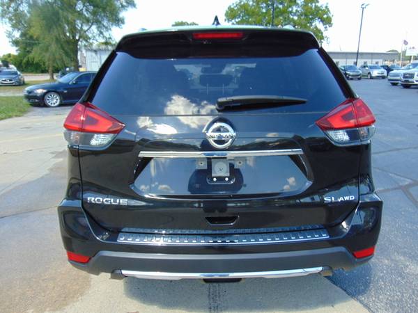 2017 Nissan Rogue SL - cars & trucks - by dealer - vehicle... for sale in Goshen, IN – photo 21
