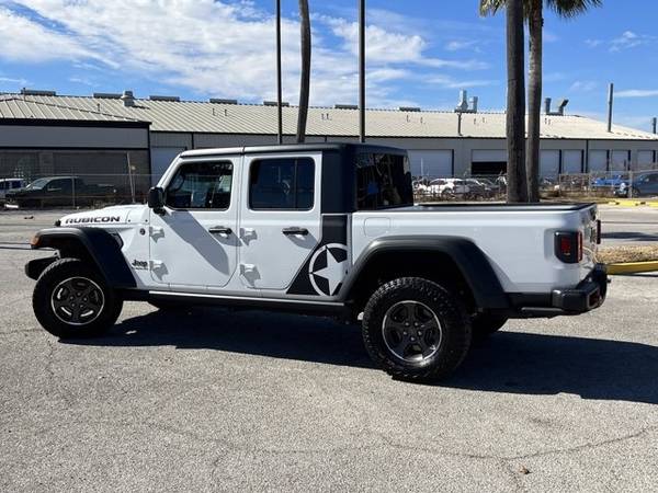 2020 Jeep Gladiator Rubicon - - by dealer - vehicle for sale in San Antonio, TX – photo 10
