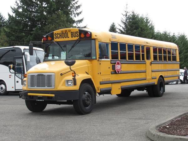 2006 THOMAS FREIGHTLINER 71 PASSENGER SCHOOL BUS – B36983 for sale in Federal Way, WA – photo 2