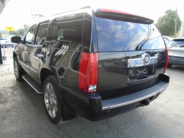 2009 Cadillac Escalade - $0 DOWN? BAD CREDIT? WE FINANCE ANYONE! for sale in Goodlettsville, TN – photo 5