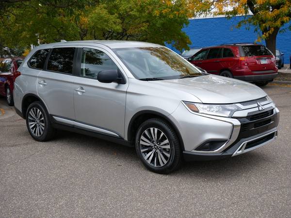 2020 Mitsubishi Outlander ES - - by dealer - vehicle for sale in Mounds View, MN – photo 7