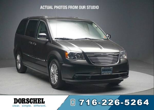 2016 Chrysler Town & Country FWD Minivan Passenger Van Touring-L for sale in Rochester , NY