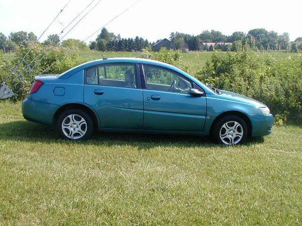 2005 Saturn Ion for sale in Manitowoc, WI – photo 6