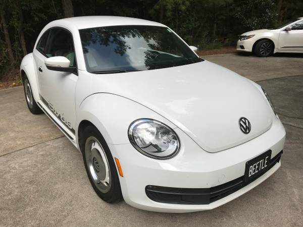 Used 2015 Volkswagen Beetle Classic 1.8T Hatchback for sale in Acworth, GA – photo 4