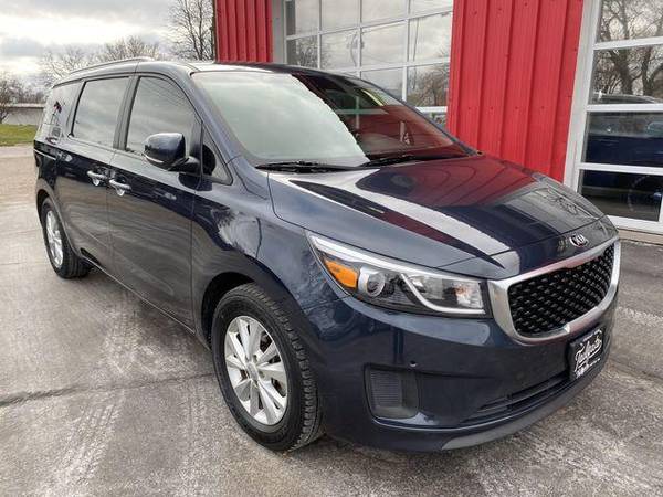 2016 Kia Sedona LX Minivan 4D Family Owned! Financing! - cars &... for sale in Fremont, NE – photo 2