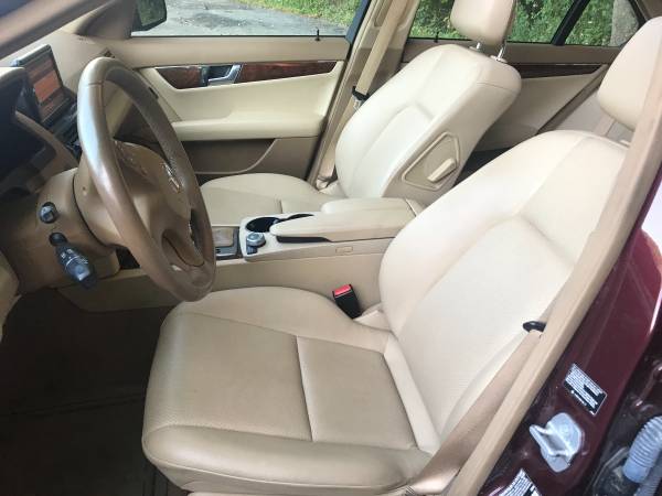 2008 MERCEDES C300 4 MATIC 48,000 MILES LOOK! for sale in New Haven, CT – photo 12
