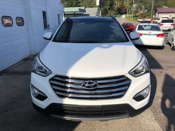 2014 Hyundai Santa Fe Limited AWD - Technology Pack - Pano Roof - 3rd for sale in binghamton, NY – photo 2