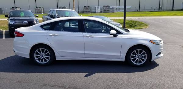 2017 Ford Fusion SE FWD (Unit 0176) - cars & trucks - by dealer -... for sale in Lincoln, NE – photo 8