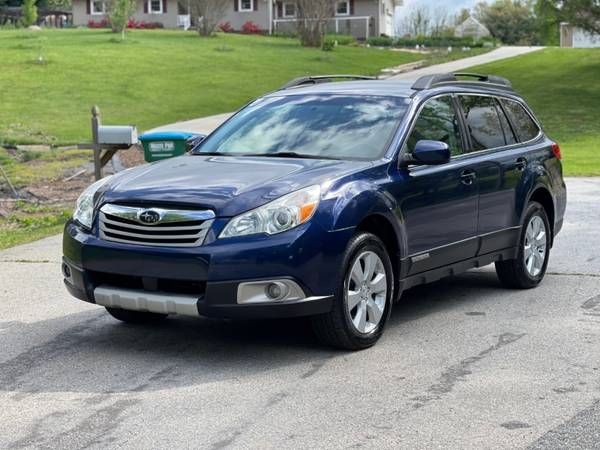 2011 Subaru Outback 4dr Wgn H4 Auto 2 5i Prem AWP/125K Miles - cars for sale in Asheville, NC – photo 7