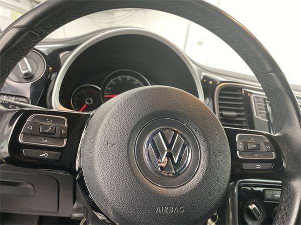 2018 Volkswagen BEETLE CONVERTIBLE 2 0T Coast - - by for sale in Chillicothe, OH – photo 19