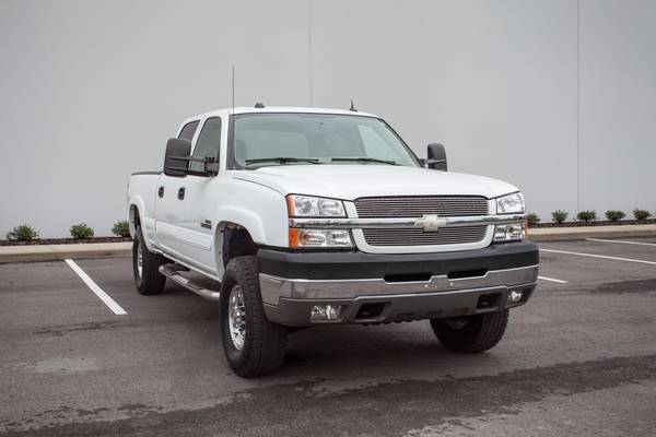 2004 Chevrolet Silverado 2500HD LT Crew Cab LOW MILES OUTSTANDING for sale in tampa bay, FL – photo 9