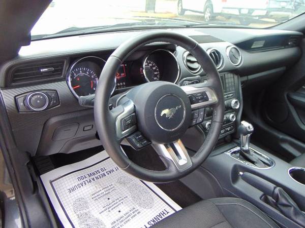 2015 Ford Mustang V6 (Mileage: 67,575) for sale in Devine, TX – photo 4