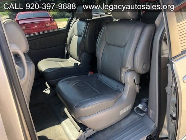 2006 TOYOTA SIENNA XLE LIMITED for sale in Jefferson, WI – photo 9