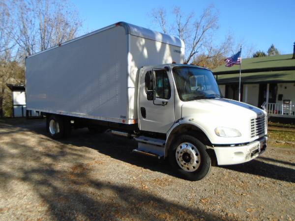 2013 Freightliner M2 26 FT Box Truck - cars & trucks - by dealer -... for sale in Cumming, GA – photo 6