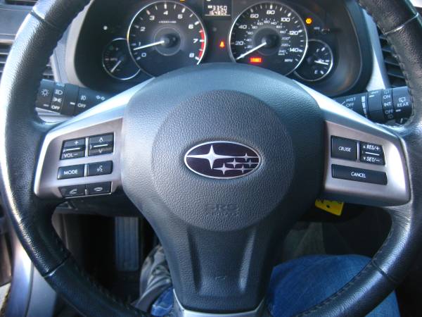 2012 Subaru Outback 2 5i Premium Wagon (Hard to find manual 6 for sale in Medford, OR – photo 14