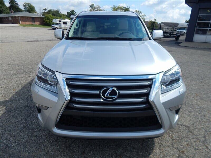 2017 Lexus GX 460 Luxury 4WD for sale in Angola, IN – photo 2