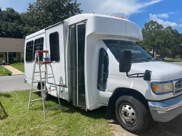 Converted shuttle bus for sale in Bay Saint Louis, MS – photo 3