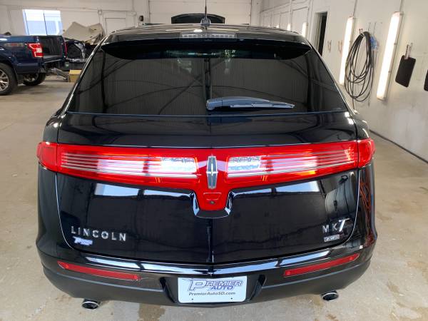 2017 Lincoln MKT Town Car Livery Package V6 AWD 71K Miles - cars & for sale in Sioux Falls, SD – photo 6