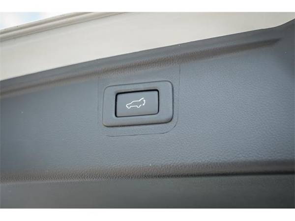 2018 Subaru Outback wagon 2.5i - Subaru Crystal White Pearl for sale in Springfield, MO – photo 23