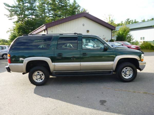 2001 CHEVROLET SUBURBAN LT 2500 4X4 AUTOMATIC RUNS GOOD HARD TO FIND for sale in Milford, ME – photo 7