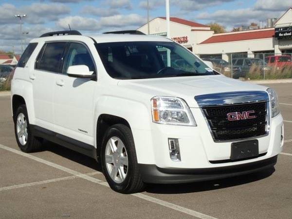 2015 GMC Terrain SUV SLE-2 (Summit White) GUARANTEED APPROVAL for sale in Sterling Heights, MI – photo 2