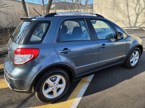 2009 SUZUKI SX4 TOURING AWD CROSSOVER! LOW MILES! 1 OWNER! - cars & for sale in Hasbrouck Heights, NJ – photo 6