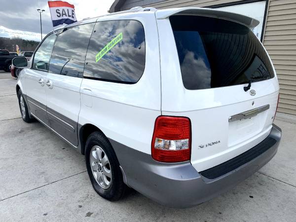 2005 Kia Sedona 4dr Auto LX - - by dealer - vehicle for sale in Chesaning, MI – photo 21