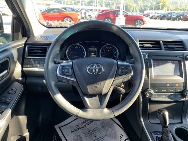 2017 Toyota Camry FWD 4D Sedan/Sedan SE - - by for sale in Saint Albans, WV – photo 13