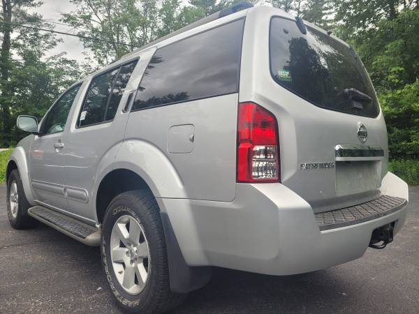 2012 Nissan Pathfinder S 4x4 (164 k miles) - - by for sale in swanzey, NH – photo 4