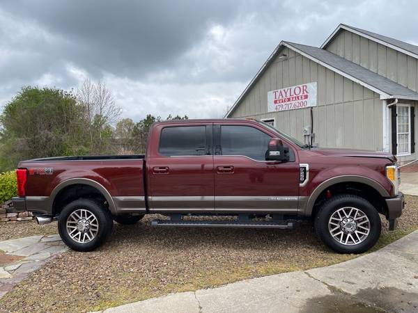 2017 Ford F250 Super Duty SUPER DUTY pickup MAROON for sale in Springdale, AR – photo 9