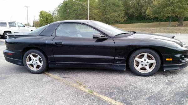 02 PONTIAC FIREBIRD- BODYMANS SPECIAL, LOW MILES V6 RUNS/ DRIVES GREAT for sale in Miamisburg, OH – photo 3