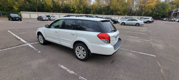 2009 Subaru Outback Limited for sale in Saint Paul, MN – photo 4