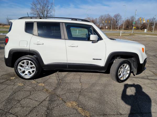 2018 Jeep renegade low miles 4x4 only 25k - cars & trucks - by owner... for sale in Detroit, MI – photo 3