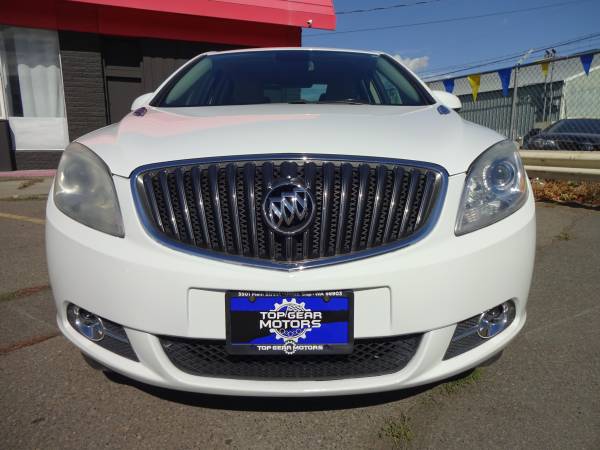 2013 BUICK VERANO LEATHER I4, NAVIGATION, BACKUP CAMERA, LOW MILES!... for sale in Union Gap, WA – photo 4