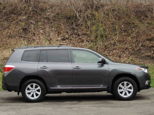 2013 Toyota Highlander Plus Only 94K Miles Back Up PowerGater for sale in binghamton, NY – photo 8