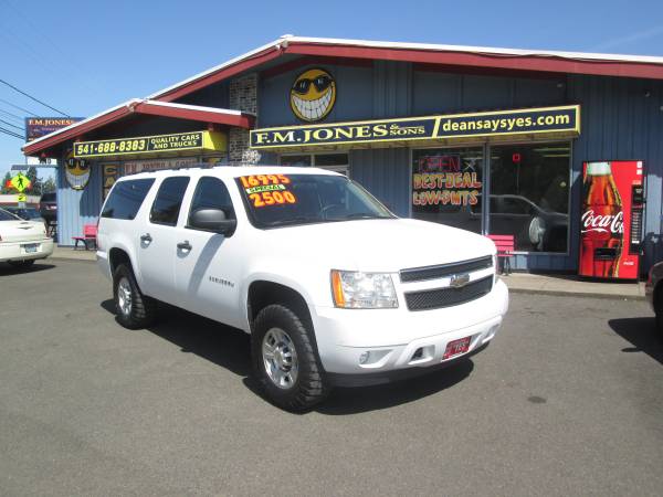 FM Jones and Sons 2012 Chevrolet Suburban 2500 4x4 3rd Row Seating for sale in Eugene, OR