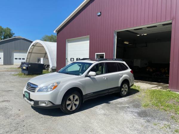 2012 Subaru Outback 3 6R Limited for sale in Bethel, VT – photo 3