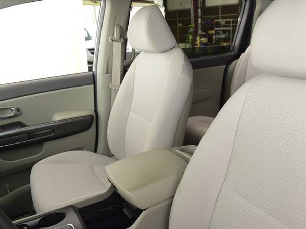 2016 Kia Sedona LX Minivan 4D mini-van Black - FINANCE ONLINE for sale in Lancaster, PA – photo 5