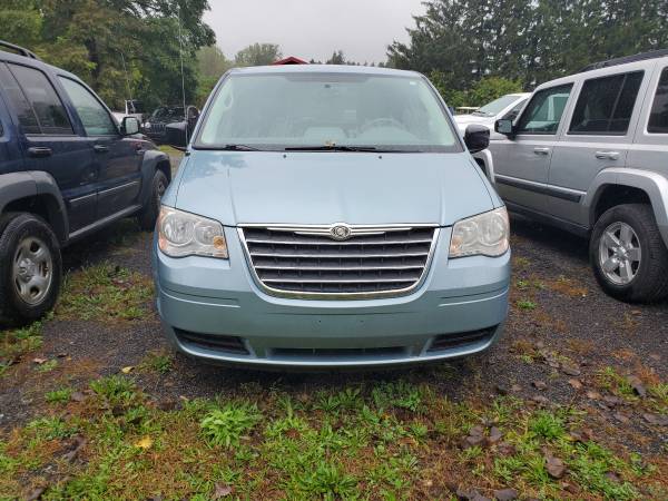 2010 Chrysler Town and Country Buy-Here-Pay-Here for sale in Middleport, NY – photo 3